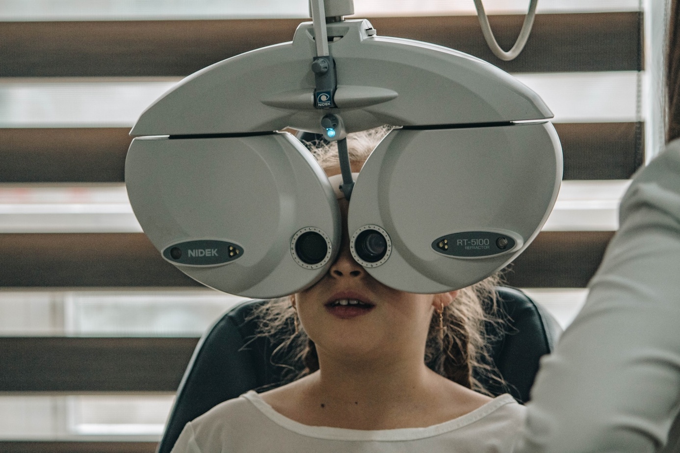 Quelles sont les formations disponibles pour devenir un opticien ?